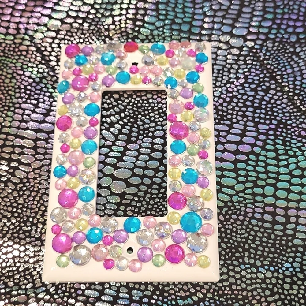 Colorful blingy light switch covers! - Picture 3 of 3
